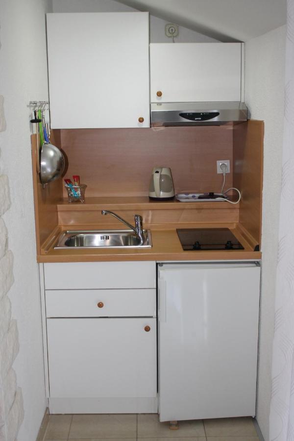 Apartments Villa Silvia Makarska Exterior photo